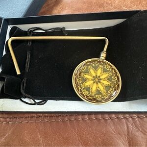 Elegant Gold and Black Purse Hook